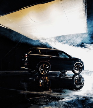 Авто‑продакшн у Stage 3 — рекламна зйомка Mitsubishi Outlander