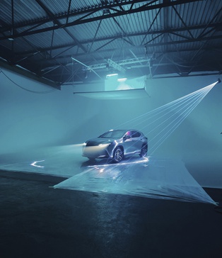 Найбільша біла циклорама в Києві для автомобільних брендів