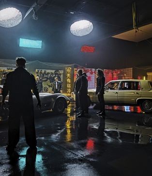 студія для реклами авто Київ | павільйон для кліпів з автомобілями | indoor car shooting studio | павільйон для зйомки авто з дощем | студія для зйомки авто