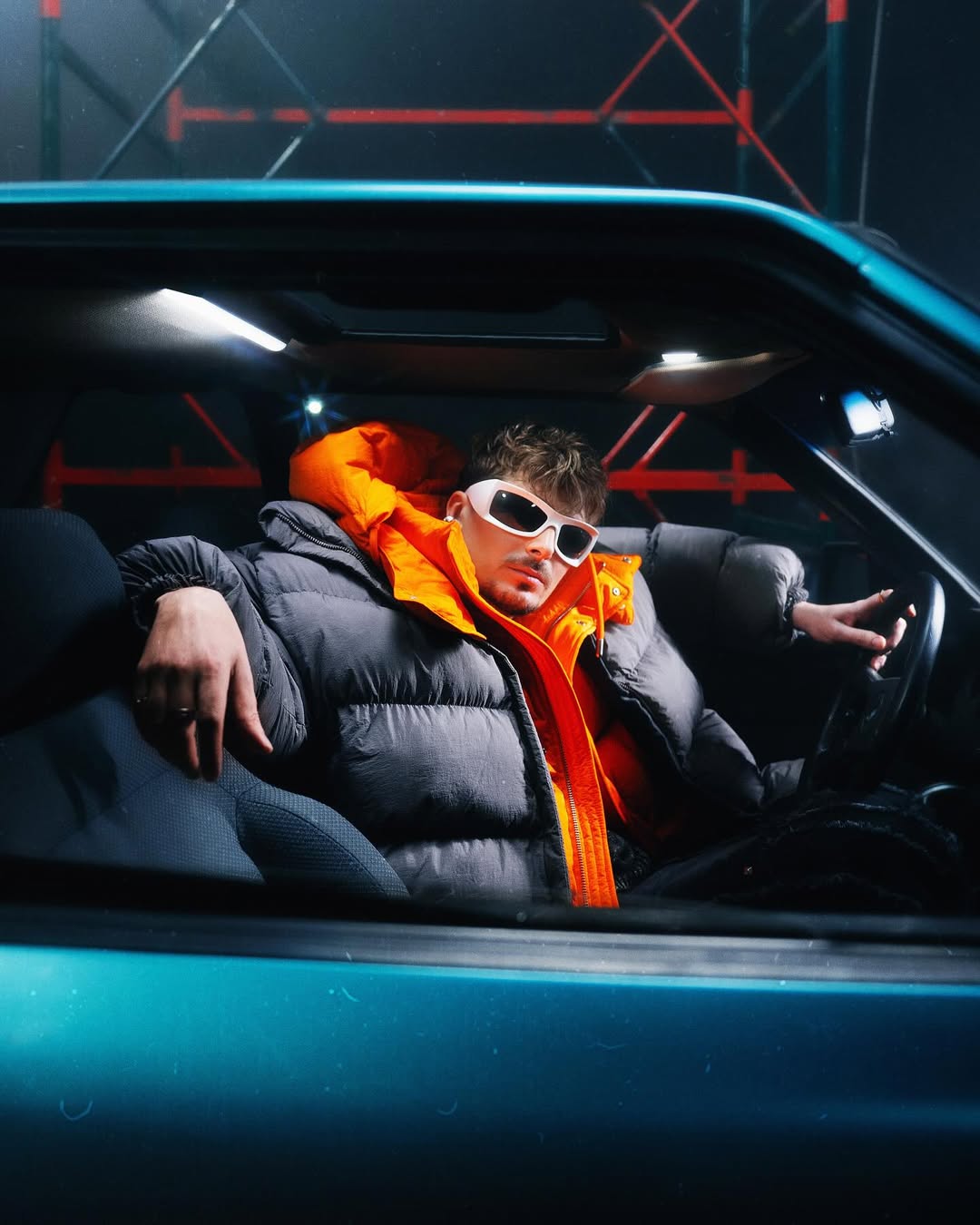 Зйомка кліпу для POSITIFF у авто