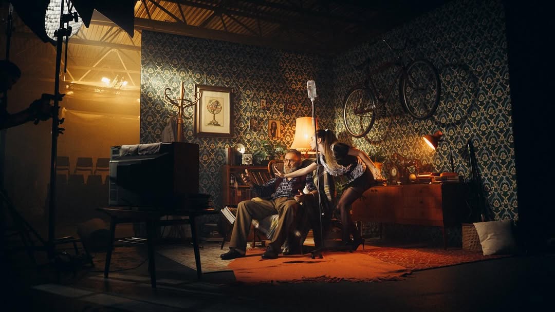 Клавдія Петрівна fashion‑зйомка у студії SP Studio, зйомка кліпу на білій циклорамі