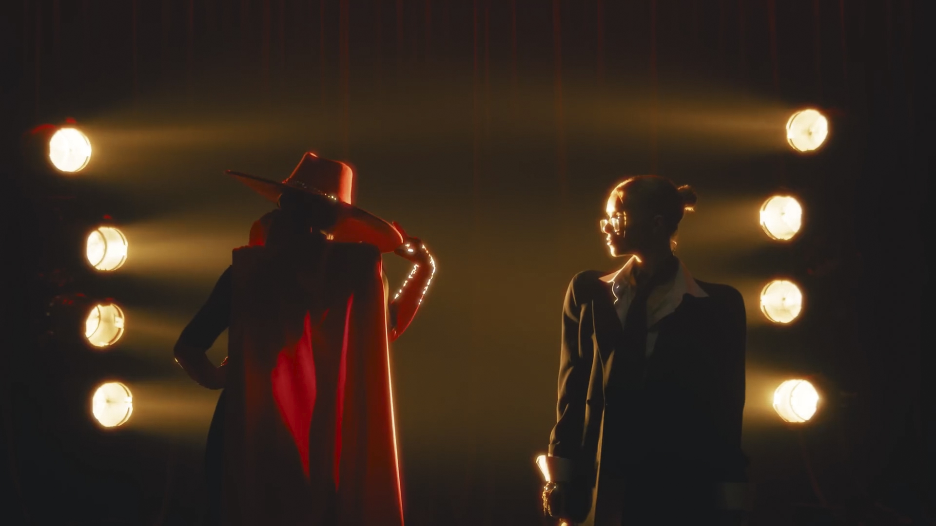 KLAVDIA PETRIVNA & МАША КОНДРАТЕНКО — ЇДЕ ДАХ