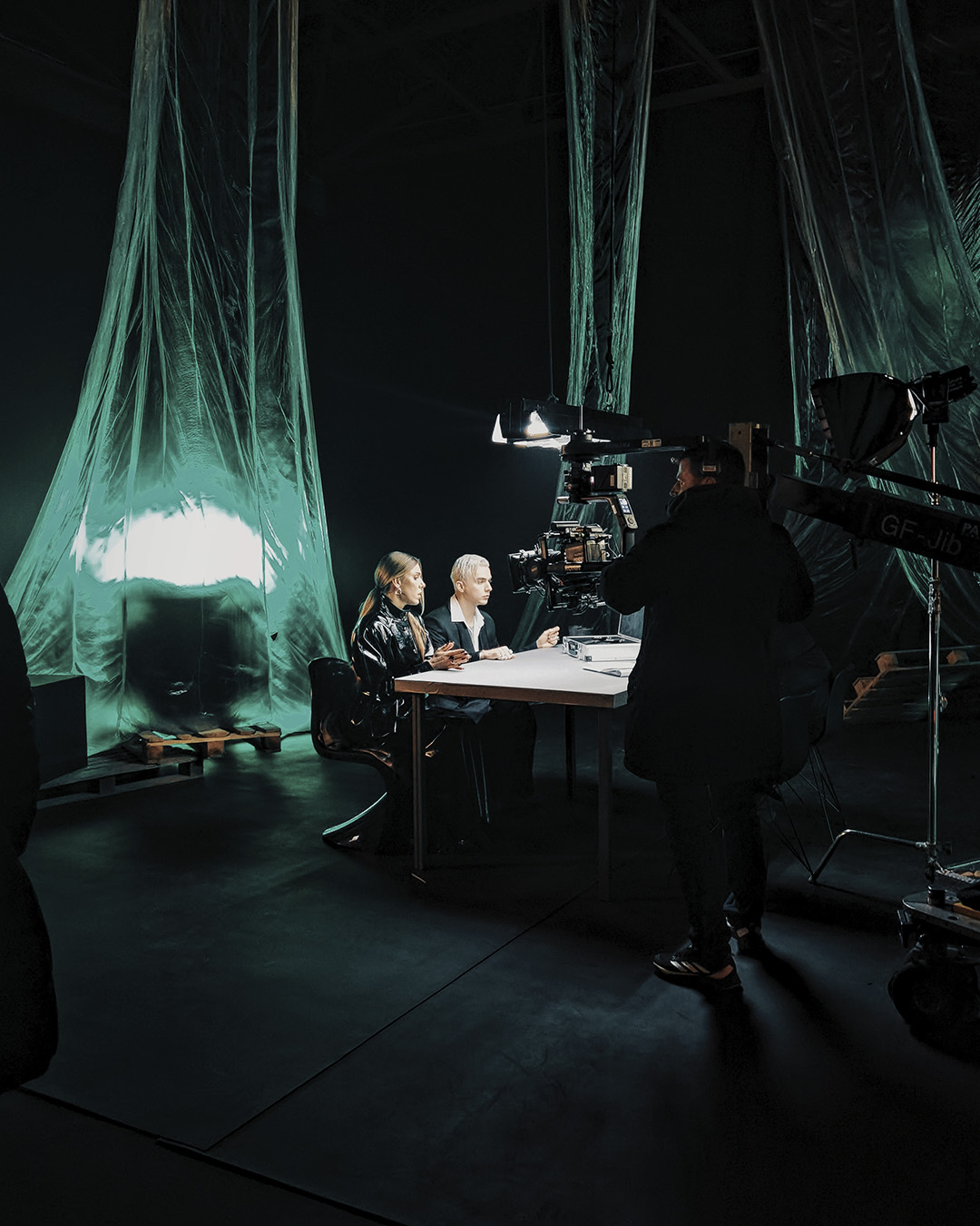 Про зйомки кліпів | бекстейдж зі зйомок кліпу SWOIIA та MELOVIN | Режисер Антон Пожидаєв | оператор Oleksii Boiko | SP Studio