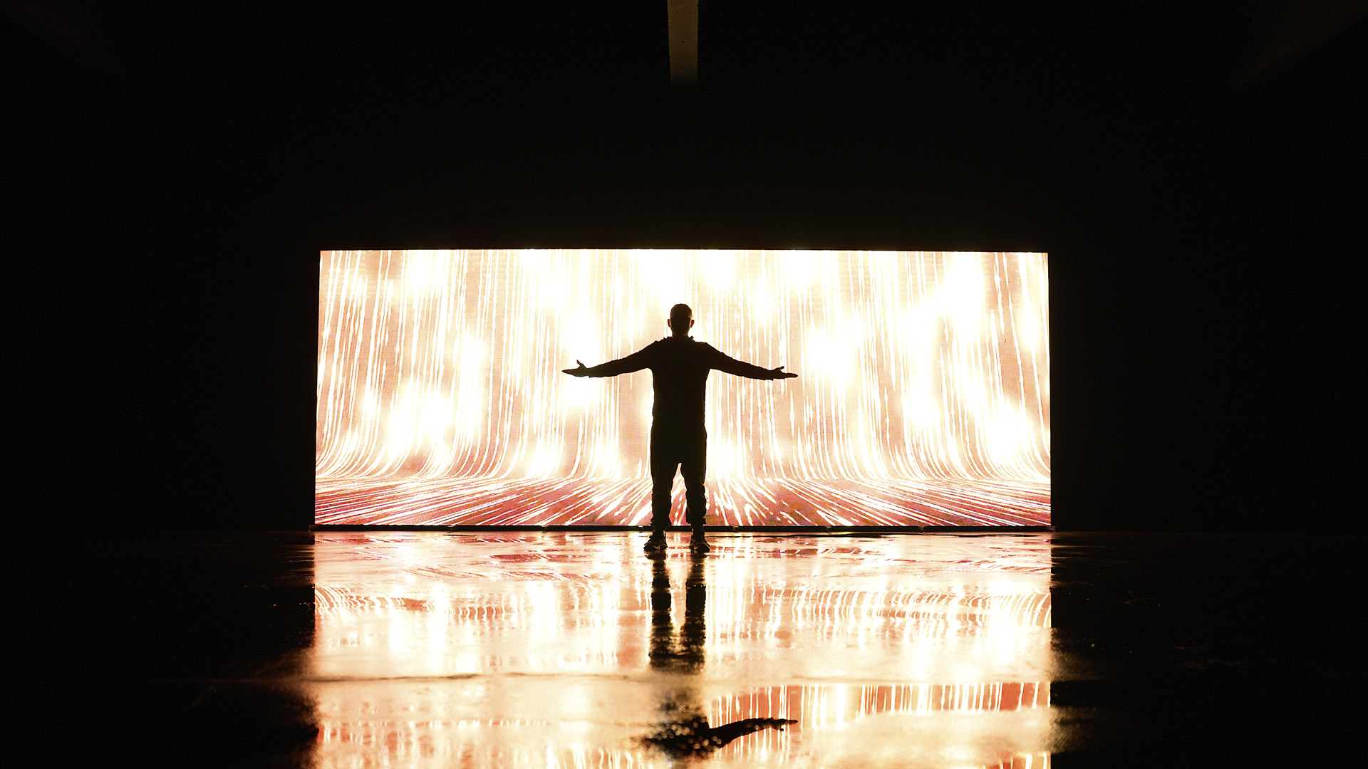 Синергія Virtual Production та спецефектів: LED екран та мокра підлога у Stage 1 Black | Оренда студії з аквазоною та екраном