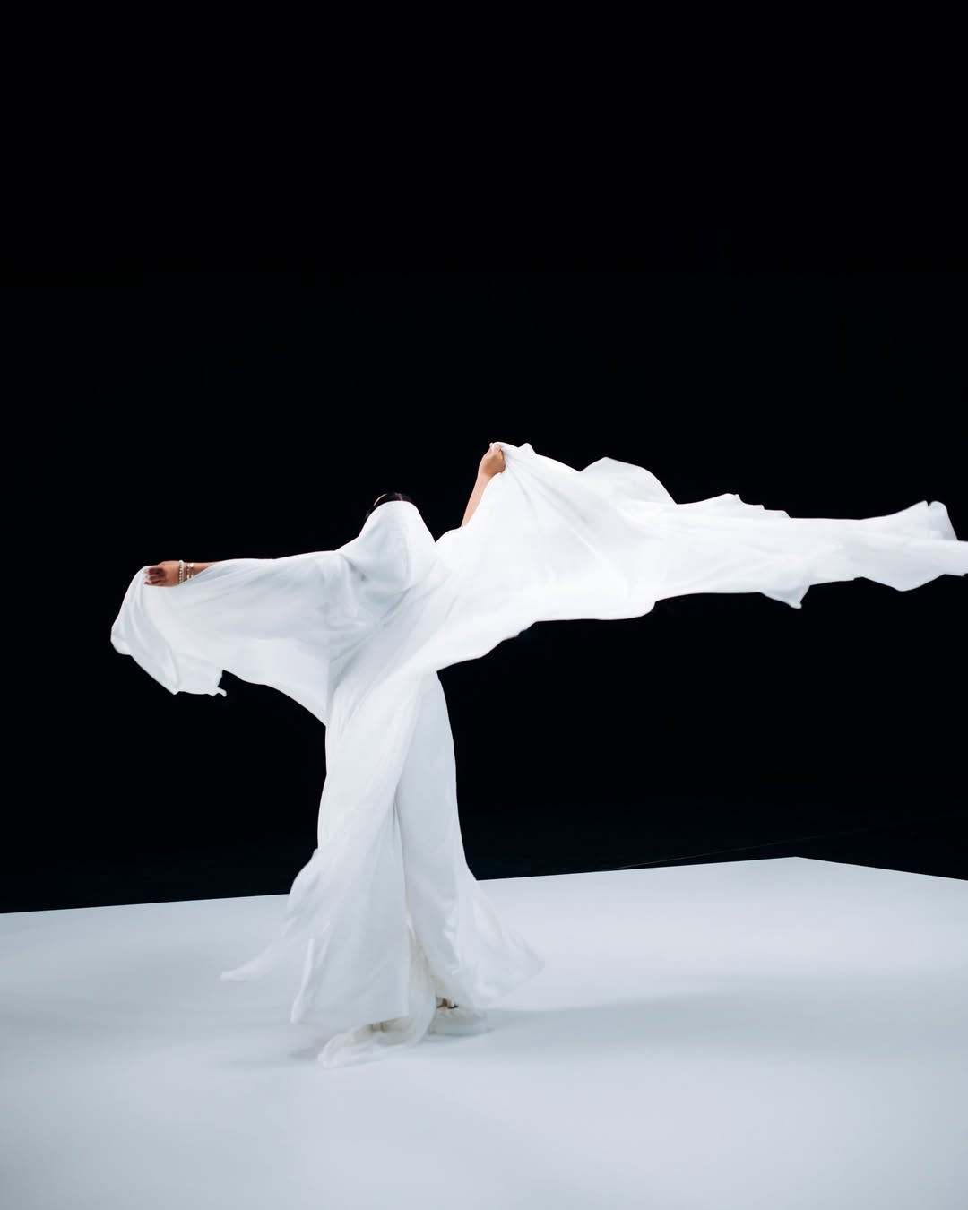 найбільший-знімальний-павільйон-Україна-Darkness