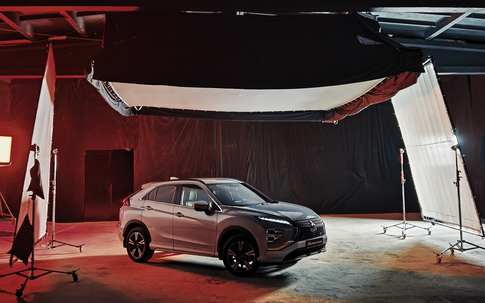 Mitsubishi Eclipse Cross 2022 | Автомобільна зйомка Київ | Знімальний павільйон у Києві | Фото та відео зйомка автомобілів у студії Київ | Циклорама та павільйон для зйомки авто Київ