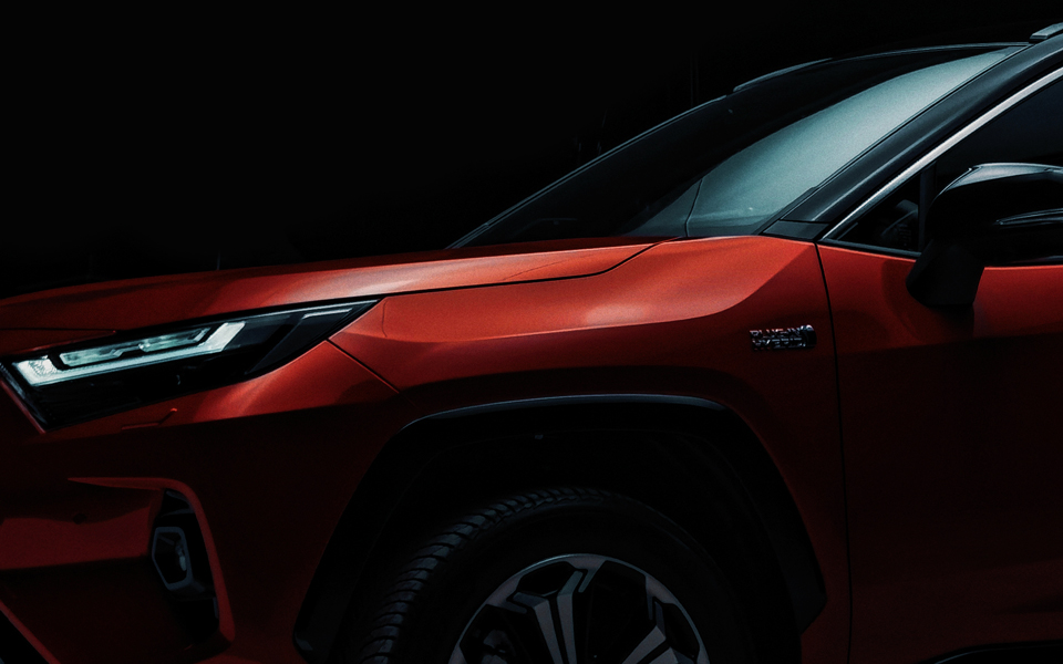 Toyota RAV4 Hybrid | Автомобільна зйомка Київ | Знімальний павільйон у Києві | Фото та відео зйомка автомобілів у студії Київ