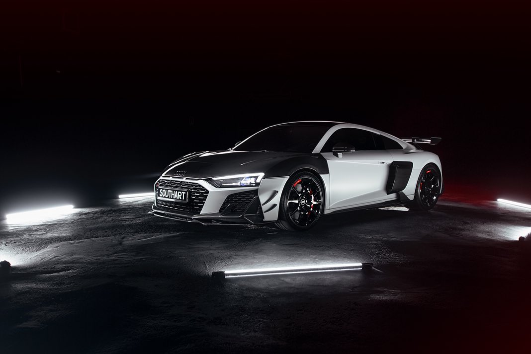 відеозйомка автомобіля у павільйоні Київ | студія для зйомок автомобіля в Києві оренда